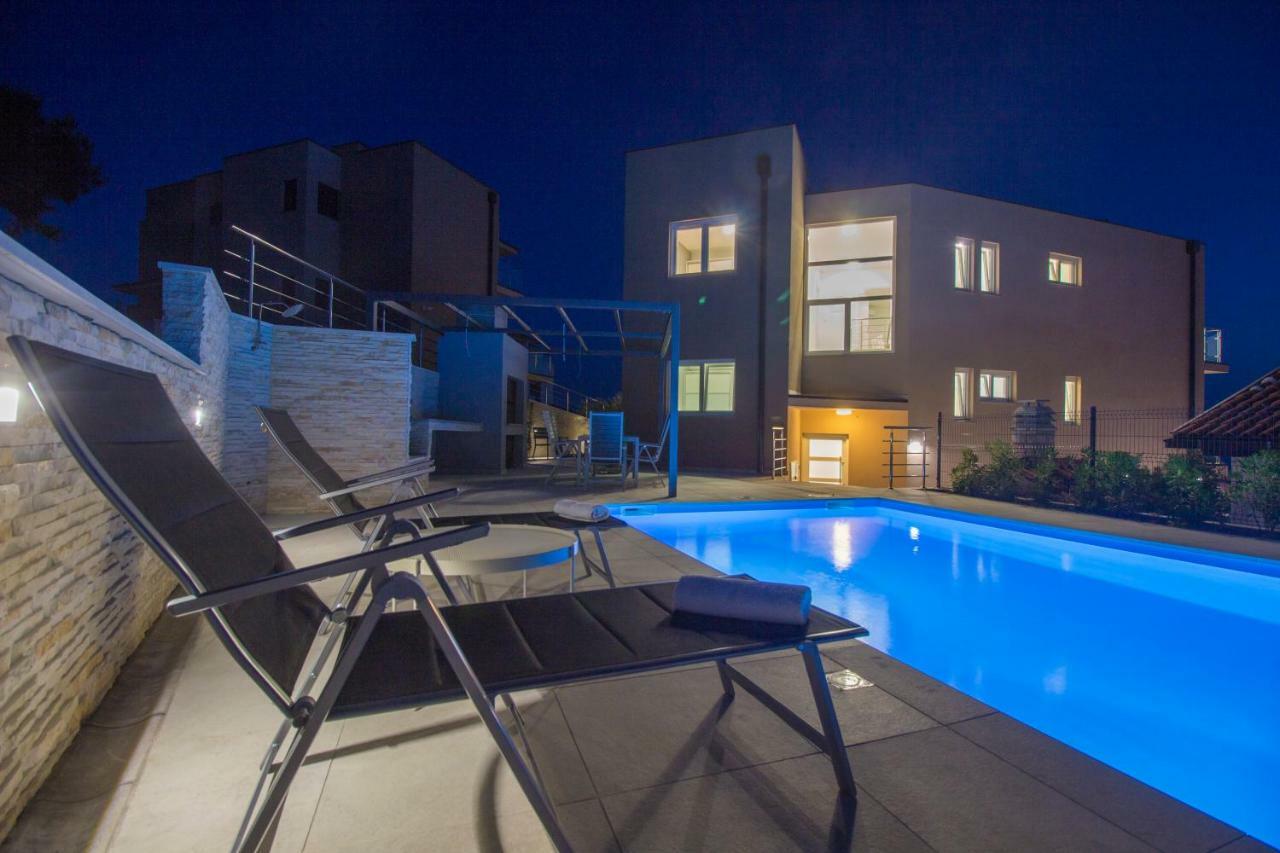 Villa Ilenia Муртер Екстериор снимка