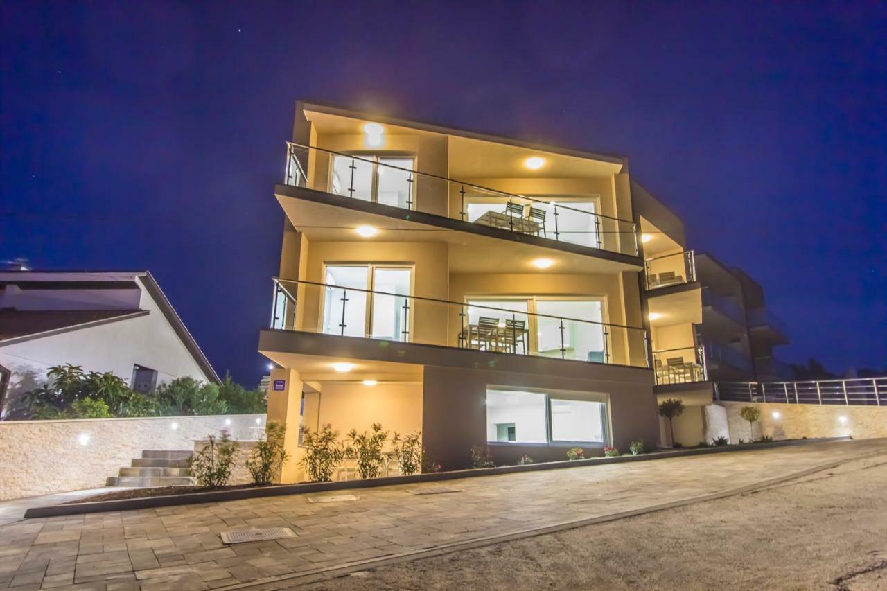 Villa Ilenia Муртер Екстериор снимка